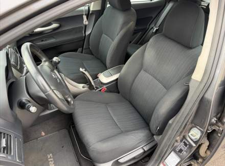 Toyota - Auris