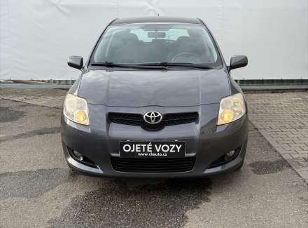 Toyota - Auris