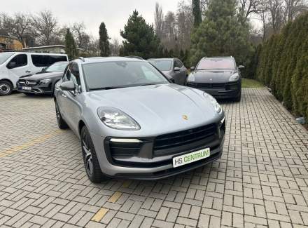 Porsche - Macan
