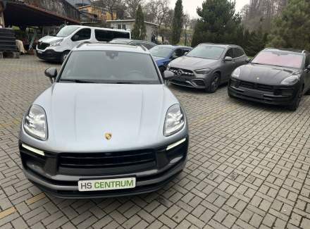 Porsche - Macan