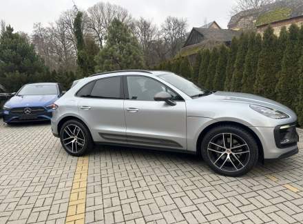 Porsche - Macan