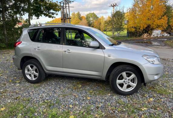 Toyota - RAV 4