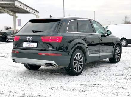 Audi - Q7