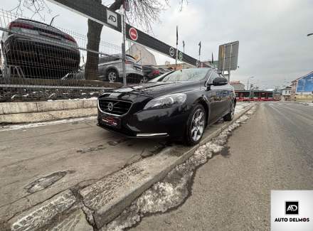Volvo - V40