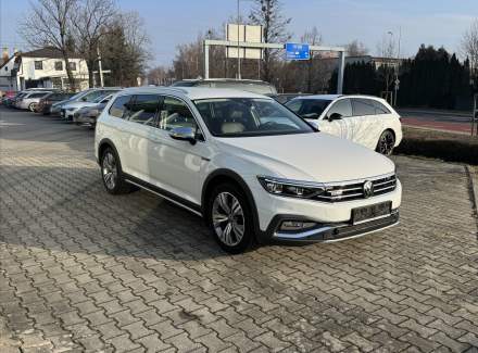 Volkswagen - Passat