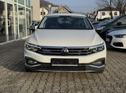 Volkswagen - Passat