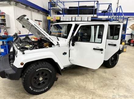 Jeep - Wrangler