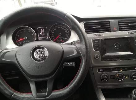 Volkswagen - Golf