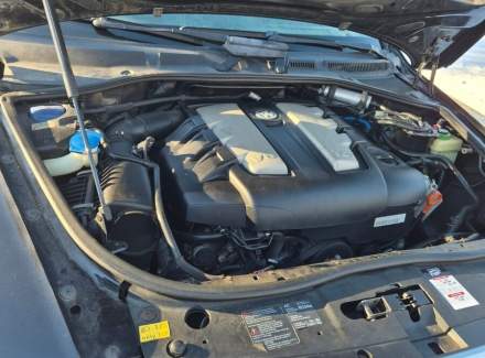 Volkswagen - Touareg