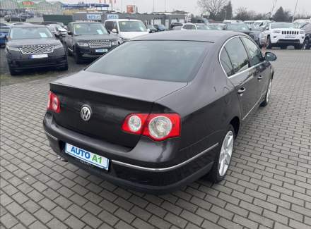 Volkswagen - Passat