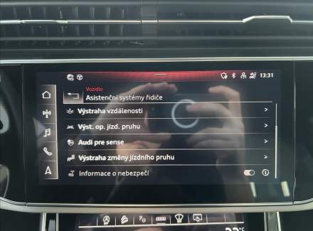Audi - Q8