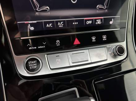 Audi - Q8