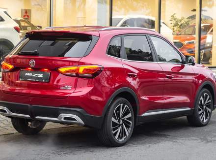 MG - ZS