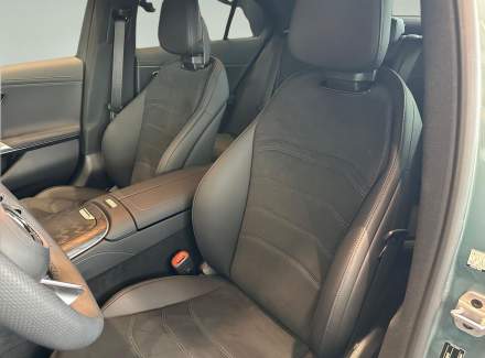 Mercedes-Benz - E-class