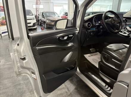 Mercedes-Benz - V-class