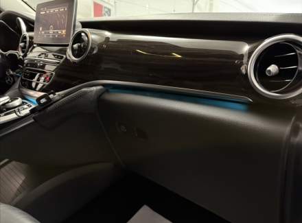 Mercedes-Benz - V-class