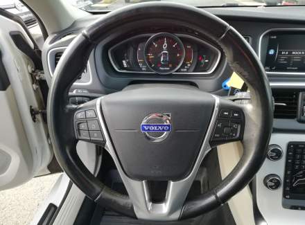 Volvo - V40