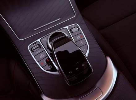 Mercedes-Benz - C-class