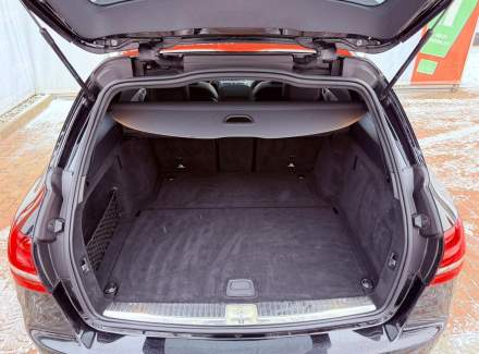 Mercedes-Benz - C-class