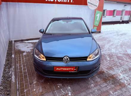 Volkswagen - Golf