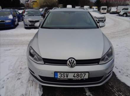Volkswagen - Golf
