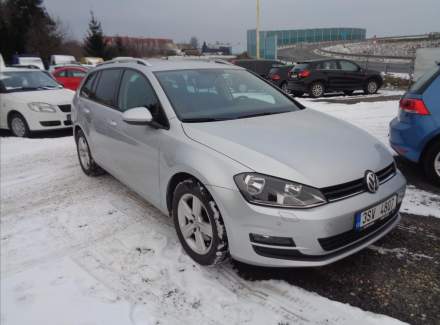 Volkswagen - Golf