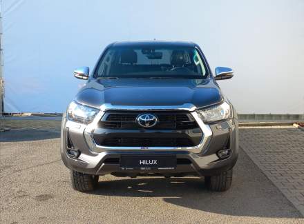 Toyota - Hilux