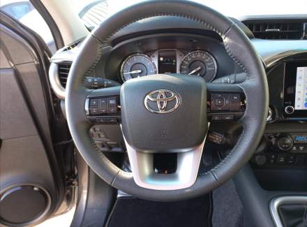Toyota - Hilux