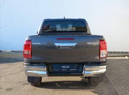 Toyota - Hilux