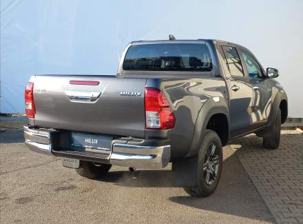 Toyota - Hilux