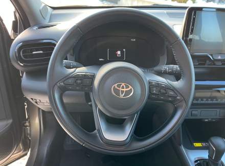 Toyota - Yaris Cross