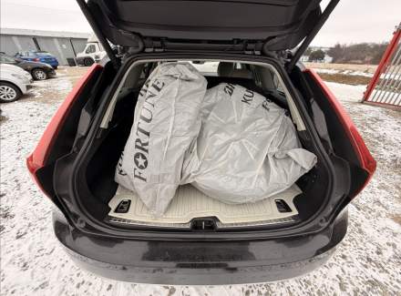 Volvo - V90