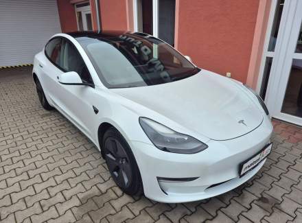 Tesla - Model 3