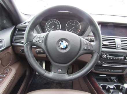 BMW - X5