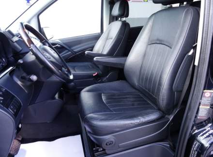Mercedes-Benz - Viano