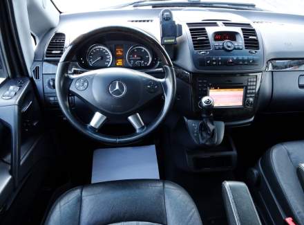 Mercedes-Benz - Viano