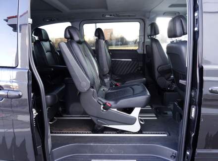 Mercedes-Benz - Viano