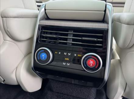 Land Rover - Range Rover