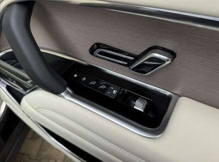 Land Rover - Range Rover