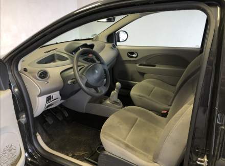Renault - Twingo