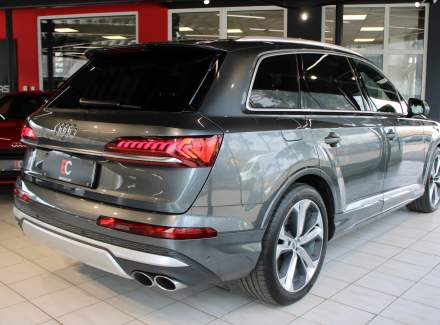 Audi - SQ7