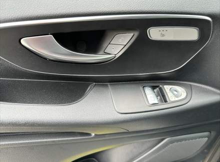 Mercedes-Benz - Vito