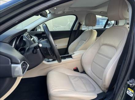 Jaguar - XE