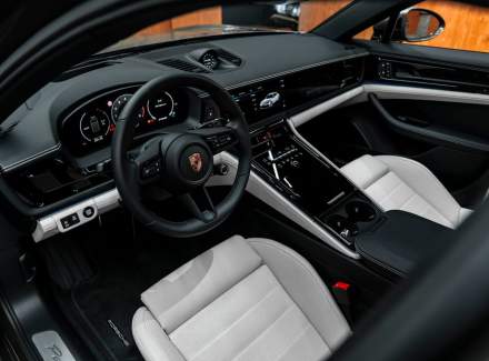 Porsche - Panamera