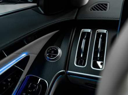 Mercedes-Benz - S-class