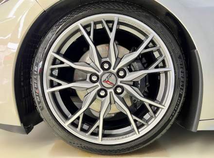 Chevrolet - Corvette