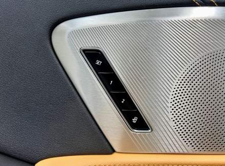 Chevrolet - Corvette