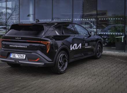 Kia - K4