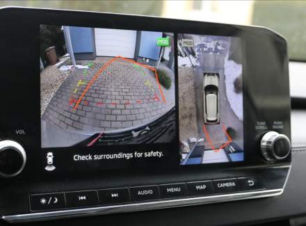 Mitsubishi - Outlander