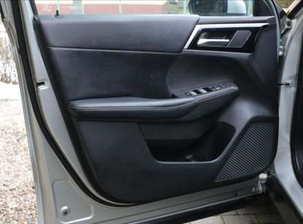 Mitsubishi - Outlander